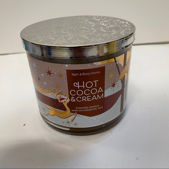 Bath & Body Works Hot Cocoa & Cream 3-Wick Candle HTF - Picture 1 of 4